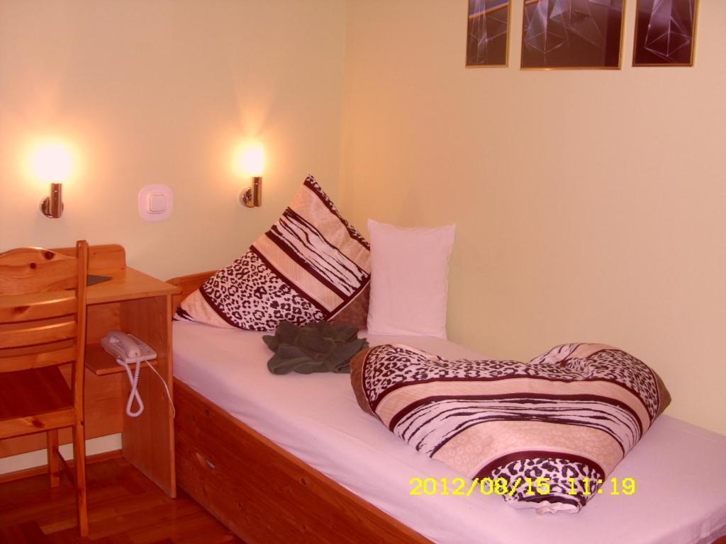 Korona Szallo Hotel Nagykanizsa Room photo