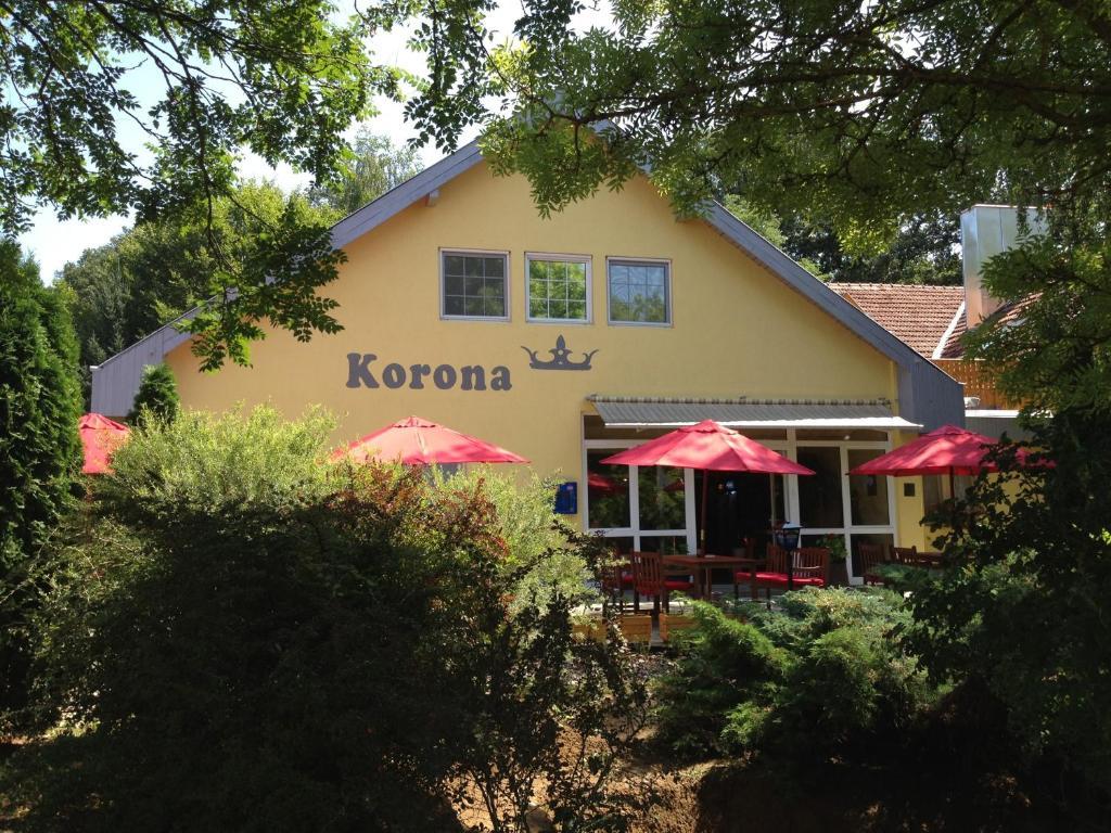 Korona Szallo Hotel Nagykanizsa Exterior photo